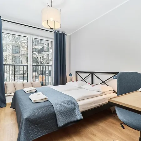 Modern Tumskie Ogrody With Ac & Balcony By Renters