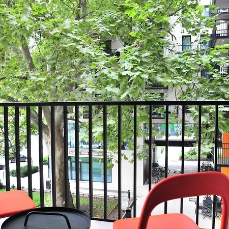 Apartment Modern Tumskie Ogrody With Ac & Balcony By Renters