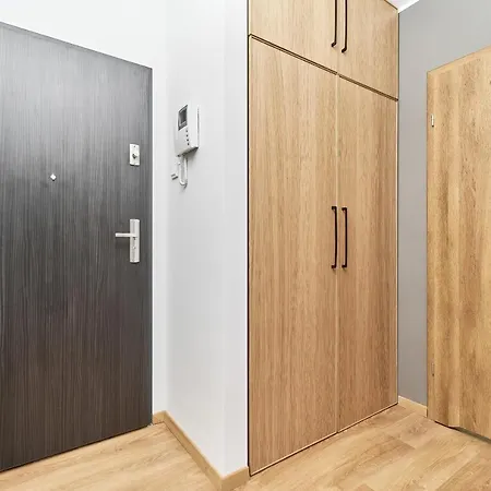 Modern Tumskie Ogrody With Ac & Balcony By Renters
