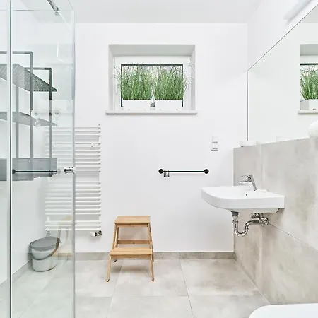 Modern Tumskie Ogrody With Ac & Balcony By Renters Wroclaw