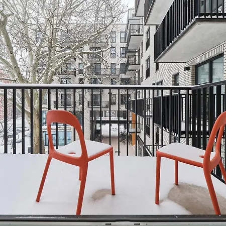 Modern Tumskie Ogrody With Ac & Balcony By Renters Breslavia