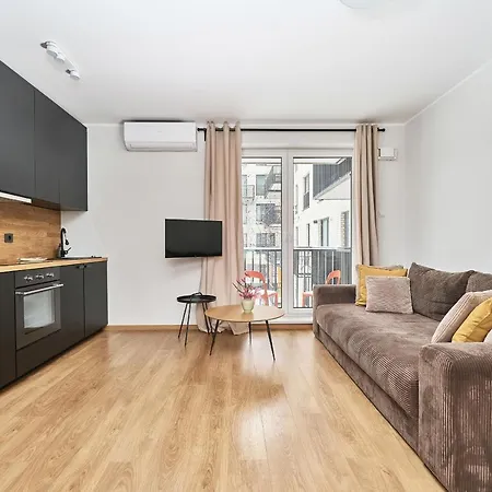 Modern Tumskie Ogrody With Ac & Balcony By Renters * Breslavia