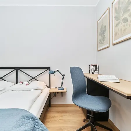 Modern Tumskie Ogrody With Ac & Balcony By Renters Wroclaw