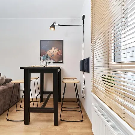 Modern Tumskie Ogrody With Ac & Balcony By Renters * Breslavia